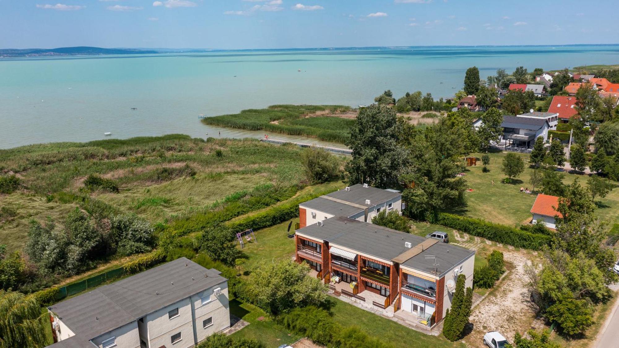 Balatonic Apartman Zamárdi Exteriér fotografie